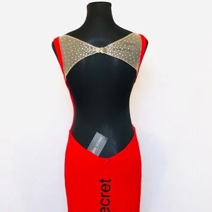 Red orom dress 6 size
